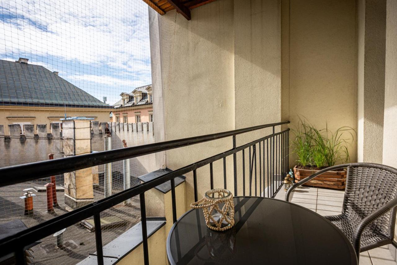 Vintage Senacka 9/7 Apartment Krakow Ngoại thất bức ảnh